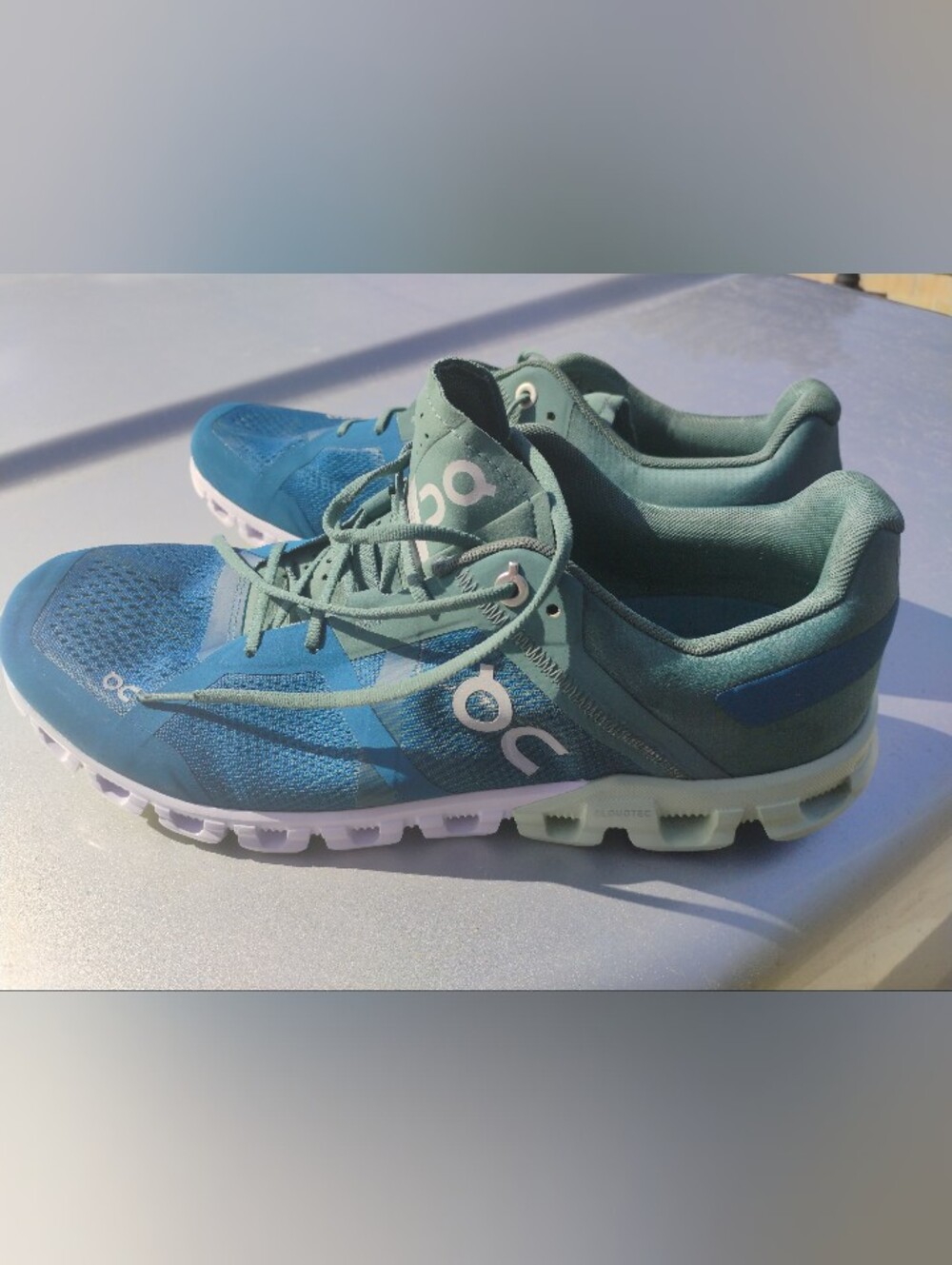On Running Cloud Mens Running Shoes in Teal